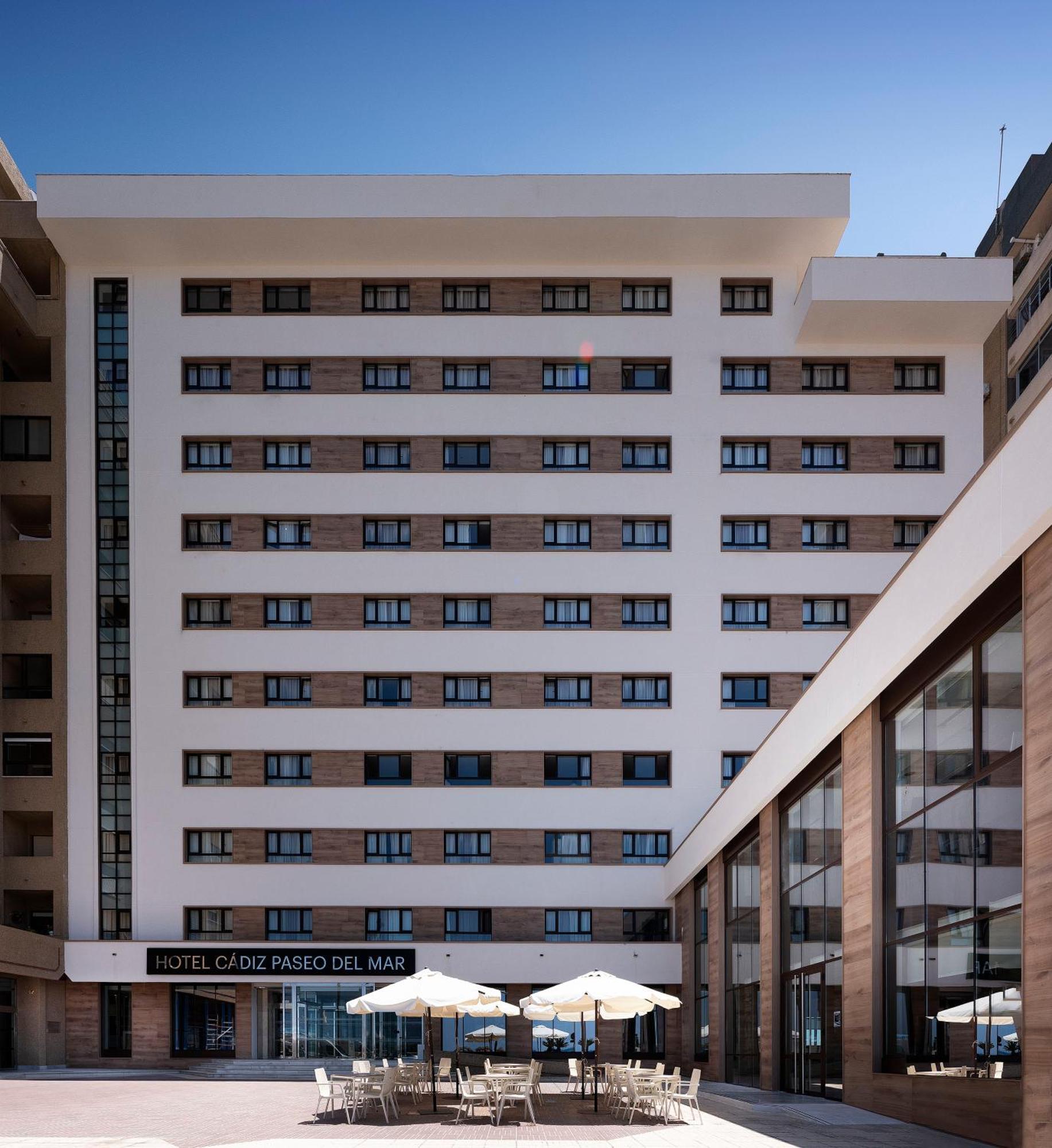 Hotel Cadiz Paseo Del Mar, Affiliated By Melia Bagian luar foto