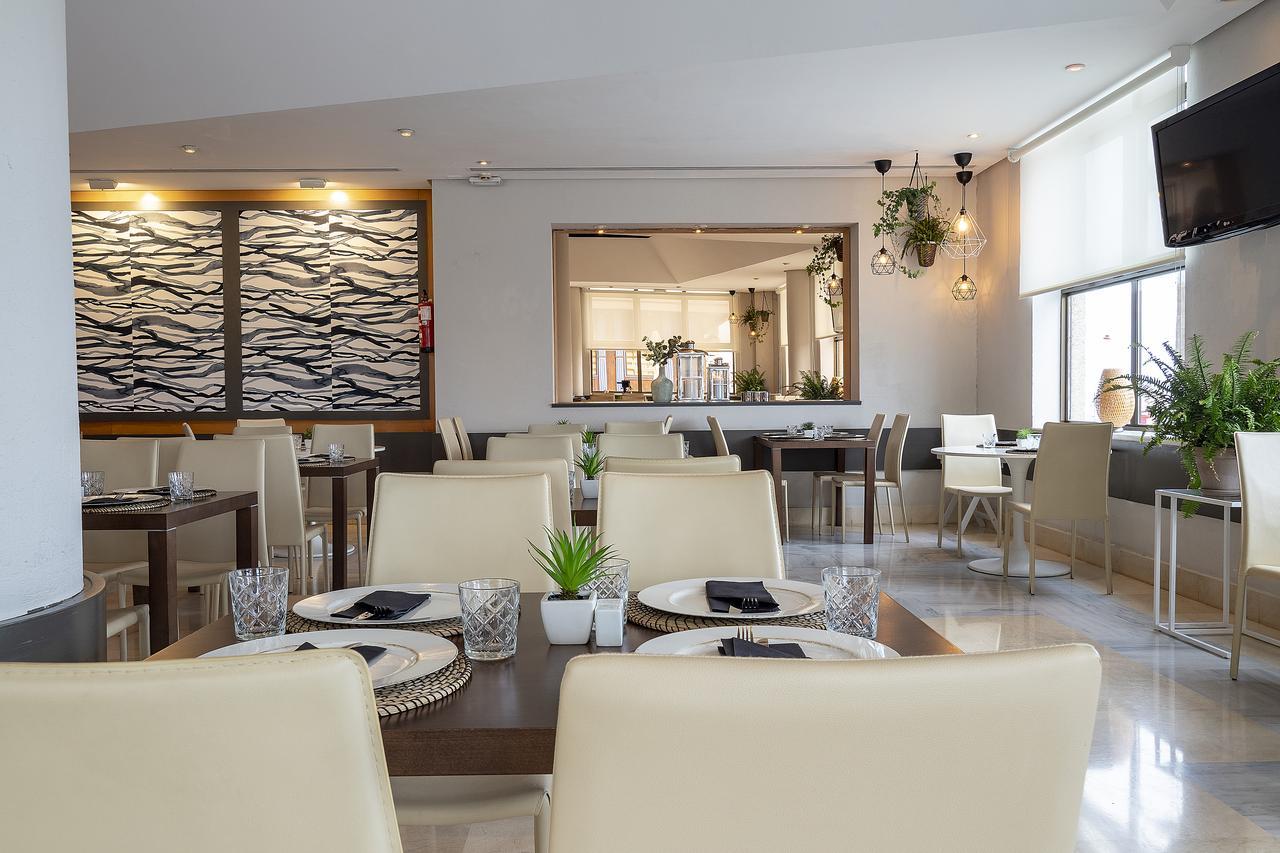 Hotel Cadiz Paseo Del Mar, Affiliated By Melia Bagian luar foto